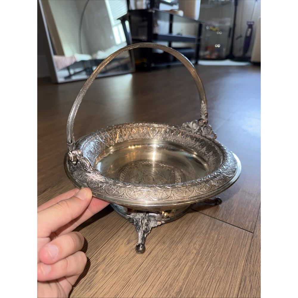Derby Silver Co Quadruple Plated Footed Bowl with Handle Candy Dish